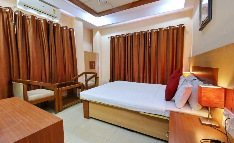Hotel Simla Siliguri Bagian luar foto
